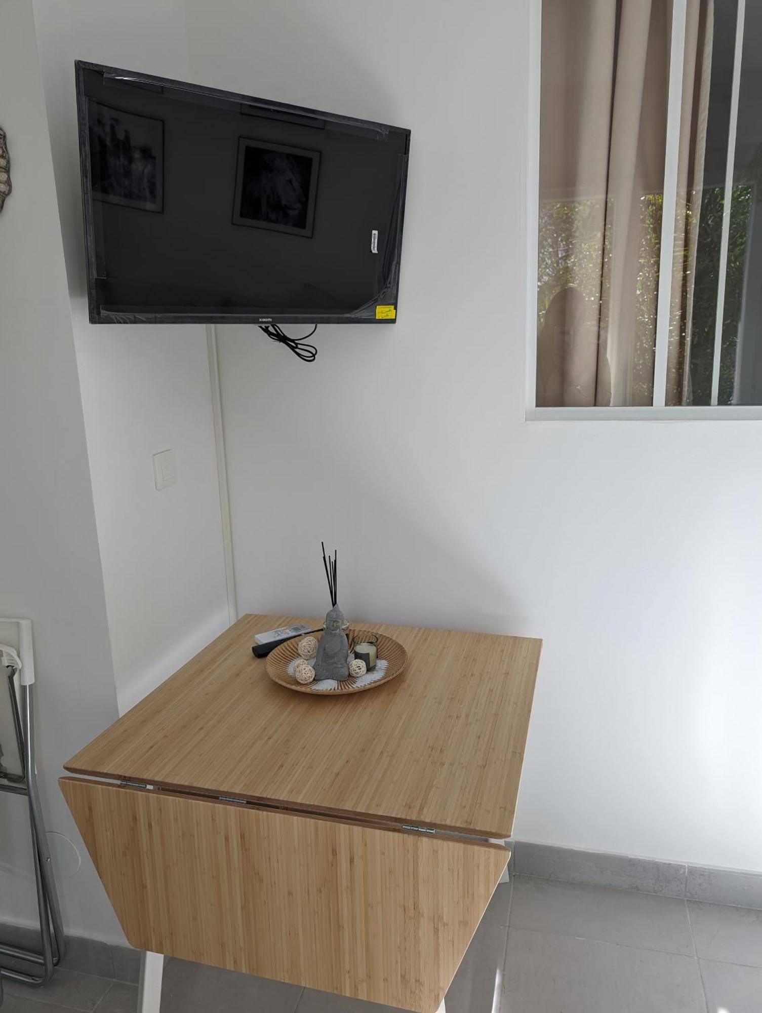Appartement Cosy Au Calme A Cote Du Zoo Avec Balcon Et Parking Securise Montpellier Luaran gambar